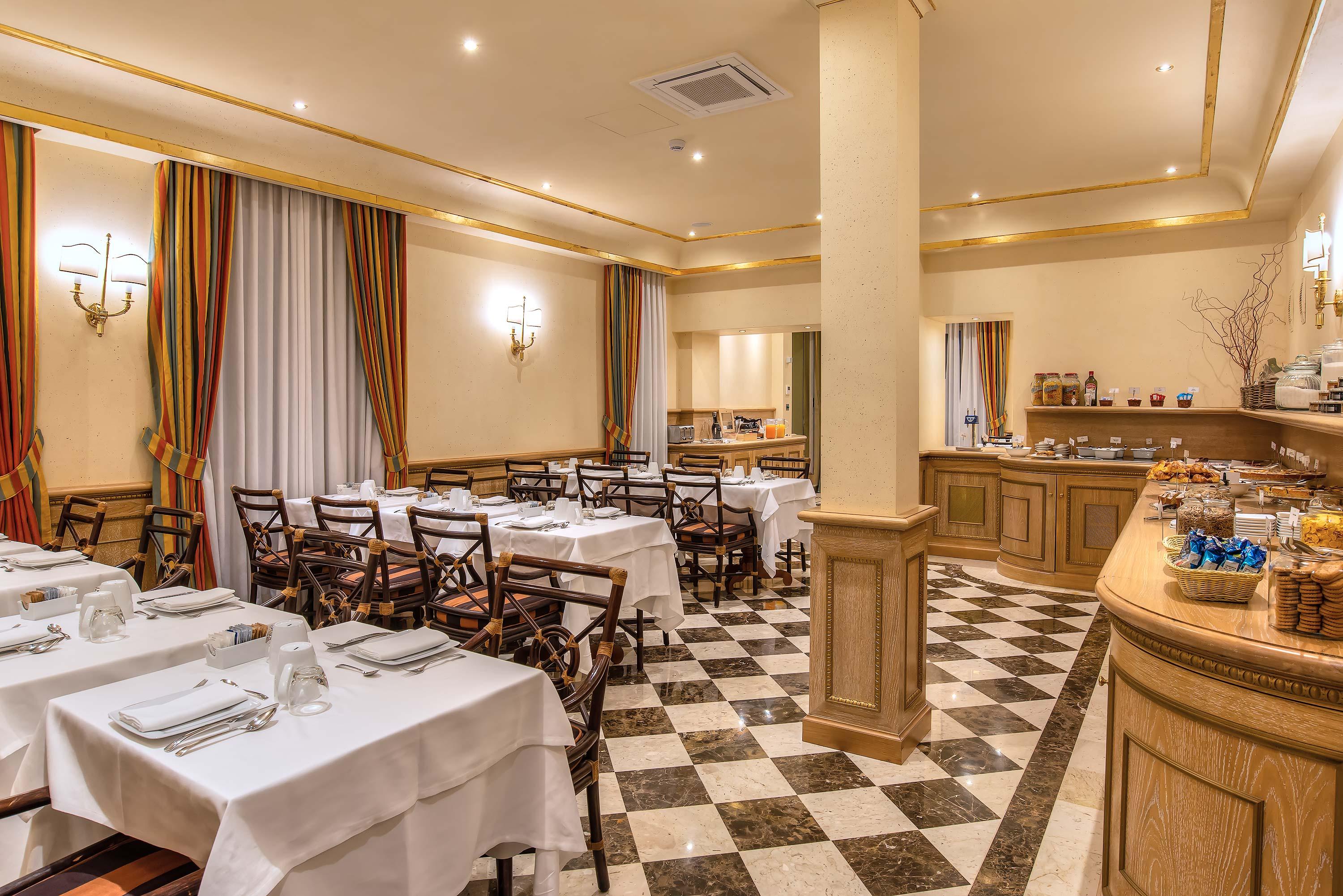 River Palace 4* Rom